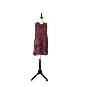 EVEREVE Hazel Pleated Burgundy and Gold Floral Crewneck Mini Dress Size XS